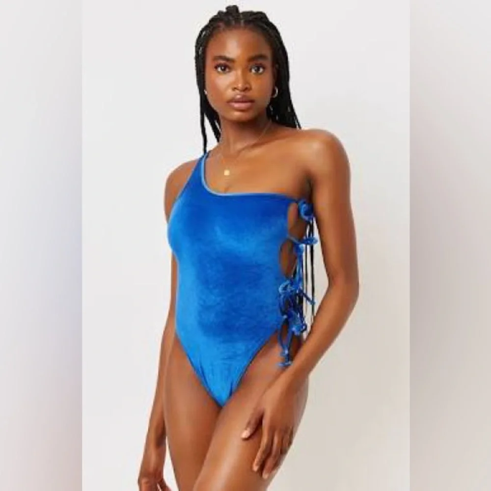 Frankie’s blue velvet one piece swimsuit
